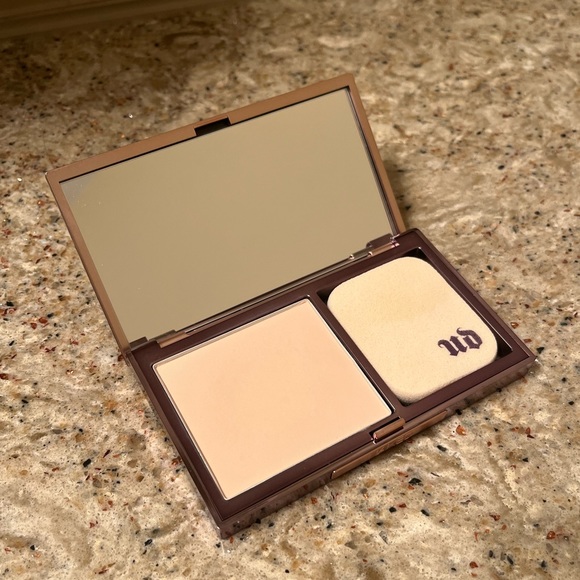 Urban Decay naked skin ultra definition powder foundation- fair neutral - Picture 1 of 4